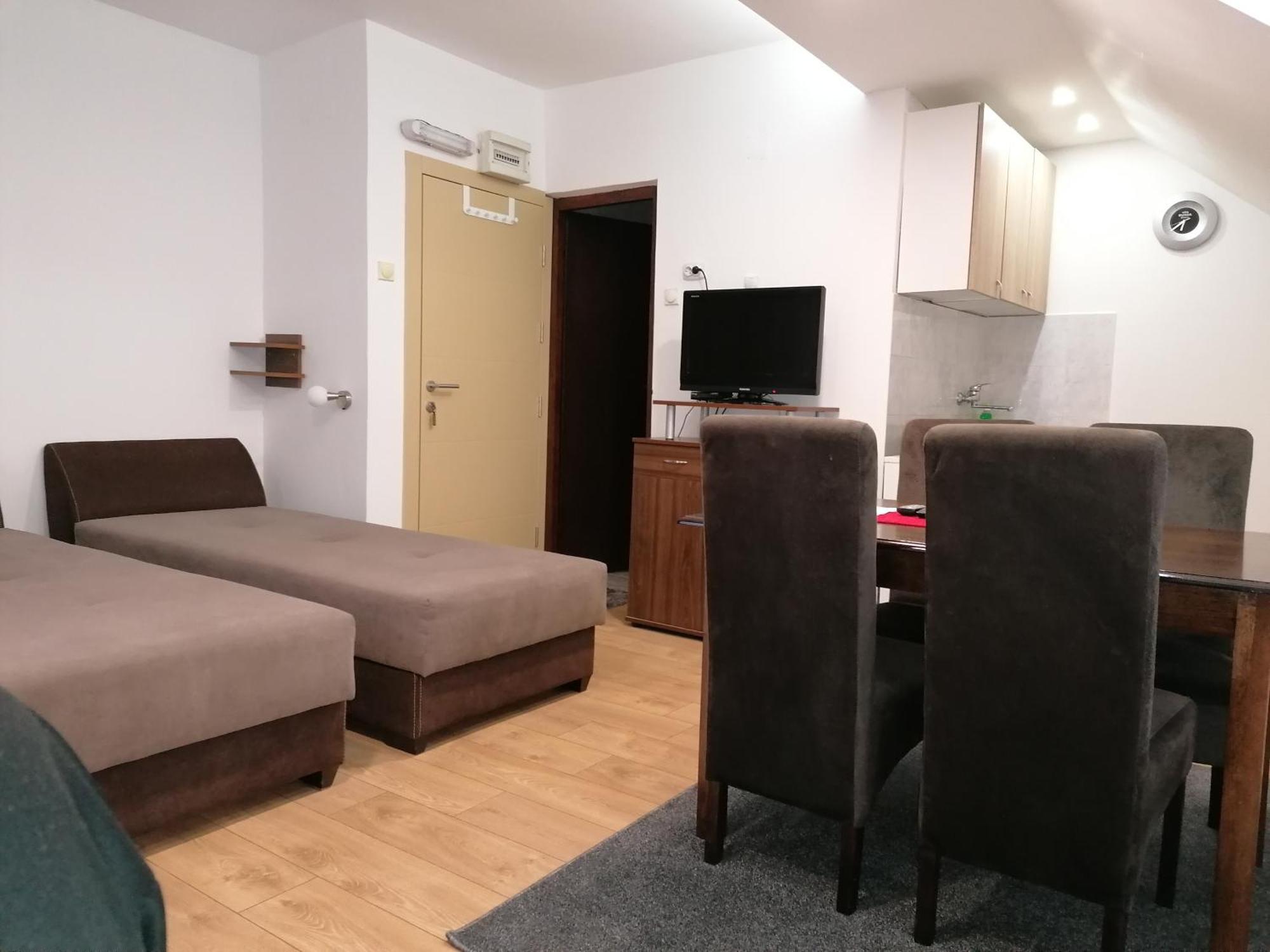 Apartments Vila Djurdja Kopaonik Bilik gambar